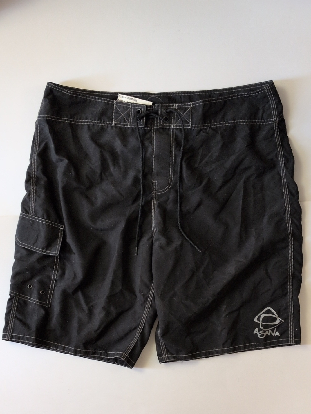 Asana Men's Black Boardshorts L